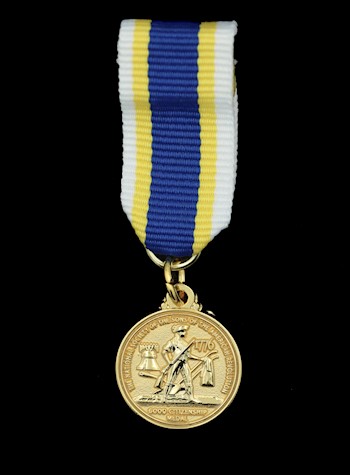 MINI GOLD GOOD CITIZENSHIP MEDAL THUMBNAIL