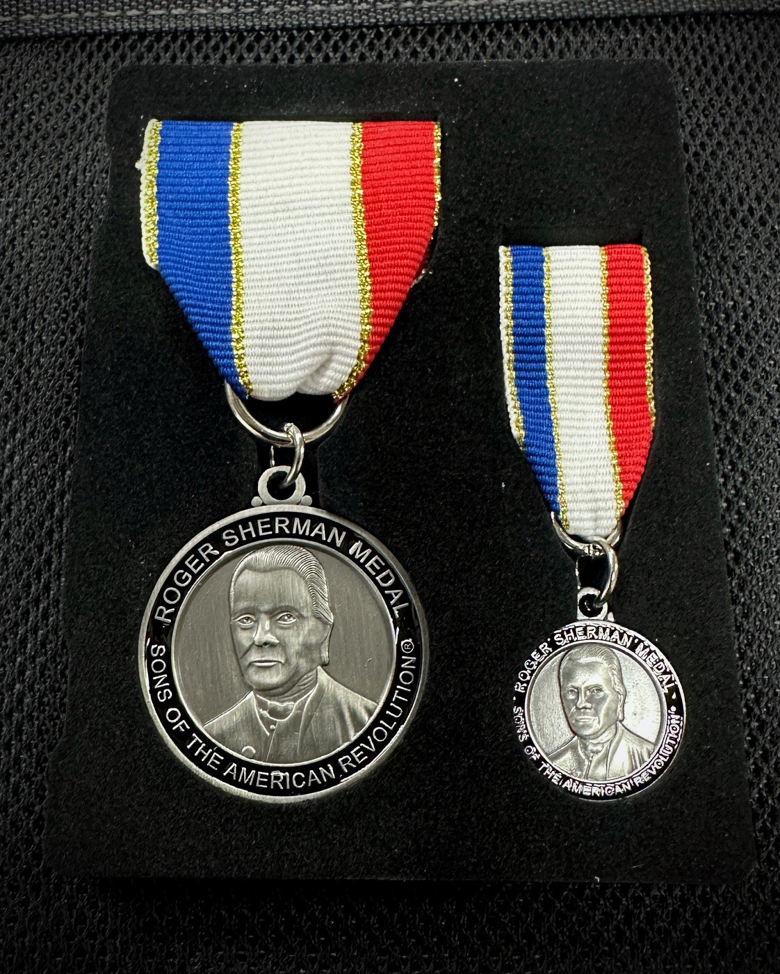 SILVER ROGER SHERMAN MEDAL SET THUMBNAIL