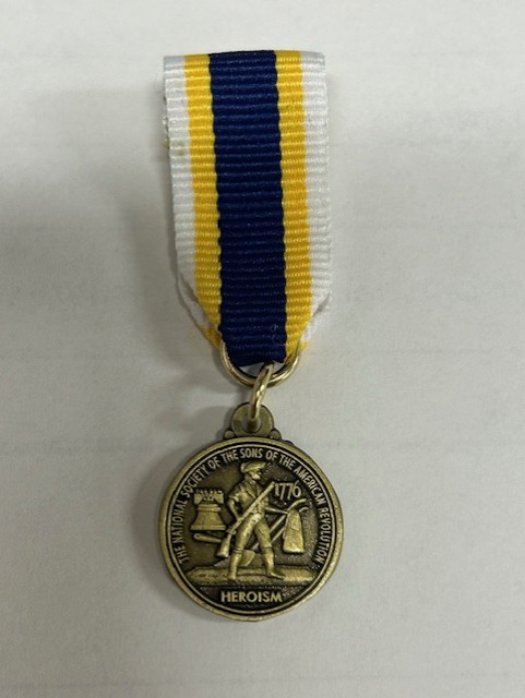 Mini Heroism Medal MAIN