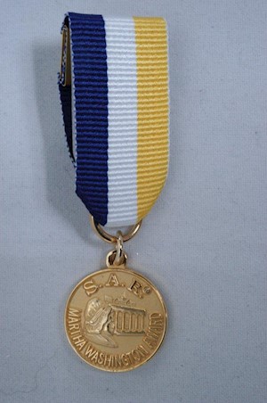 MINI MARTHA WASHINGTON MEDAL LARGE