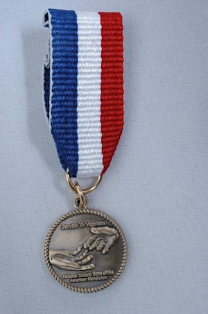 MINIATURE SERVICE TO VETERANS MEDAL LARGE