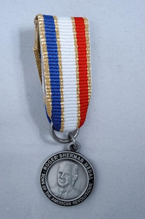 MINI SILVER ROGER SHERMAN MEDAL LARGE