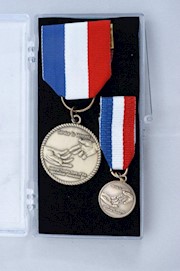 SERVICE TO VETERANS MEDAL SET THUMBNAIL