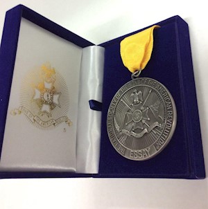 CHAPTER  ESSAY MEDAL W/ CERT LARGE