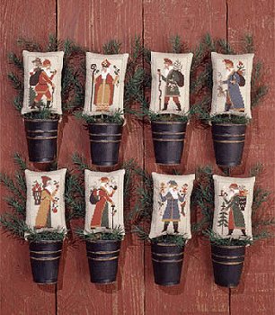Prairie Schooler - Old World Santas II MAIN