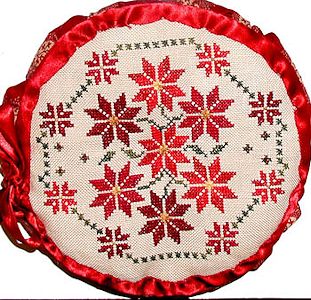 Praiseworthy Stitches - Christmas Quaker Pyn Tuffet MAIN