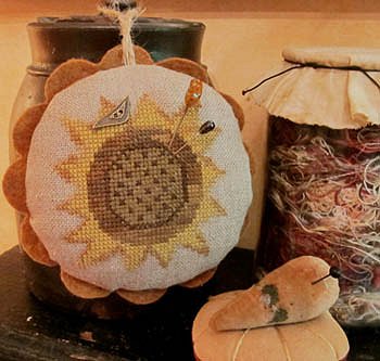 Homespun Elegance - Sunflower  Love Pin Cushion MAIN