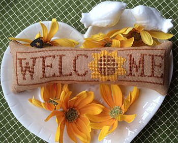 Needle Bling Designs - Wee Welcome's - August Sunflower MAIN