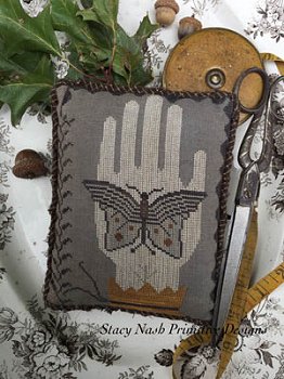 Stacy Nash Primitives - Moon Moth Pinkeep MAIN