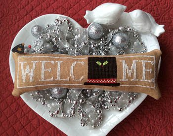 Needle Bling Designs - Wee Welcome's - January Snowman Hat MAIN