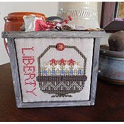 Shakespeare's Peddler - Basket Of Red, White and Blue THUMBNAIL
