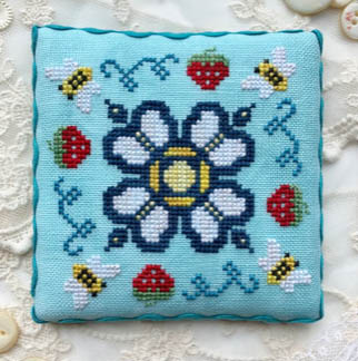 Luminous Fiber Arts - Berry Buzz MAIN