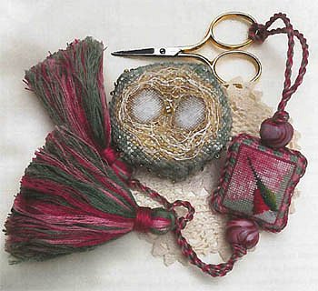 Crossed Wing Collection - Ruby-Throated Hummingbird Biscornest MAIN