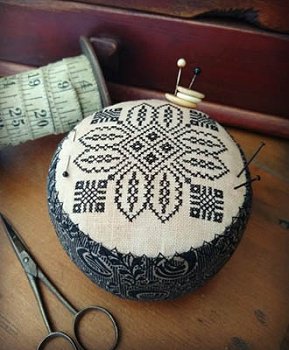 Threadwork Primitives - Coverlet Daisy Drum MAIN