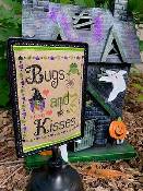 Pickle Barrel Designs - Bugs And Kisses THUMBNAIL