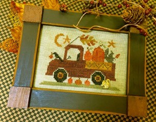Homespun Elegance - Country Spirits Collection - Pumpkin Pickin' Truck MAIN