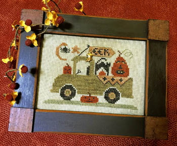 Homespun Elegance - Country Spirits Collection - Trick or Treat Truck MAIN