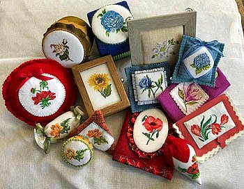 Keslyn's - Flower Series Three (set of 12 charts) MAIN
