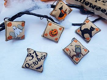 Serenita Di Campagna - Addobbi Di Halloween (Halloween Decorations) cv 128 MAIN