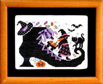 Bobbie G Designs - Old Witch Shoe MAIN
