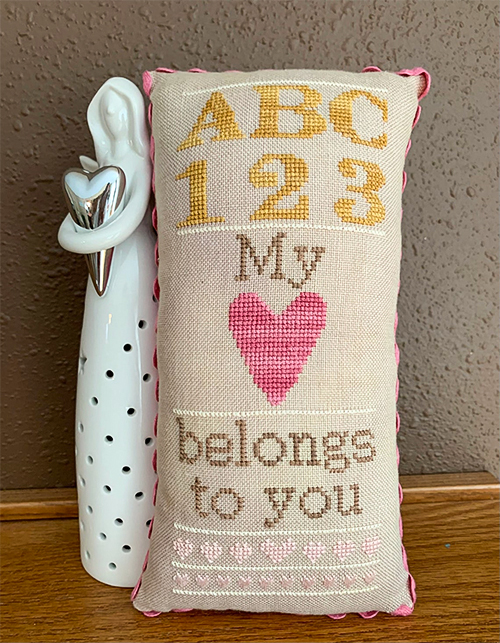 needle bling designs cross stitch needle bling designs my heart belongs
