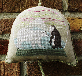 Thistles - Pole To Pole Snowglobe MAIN