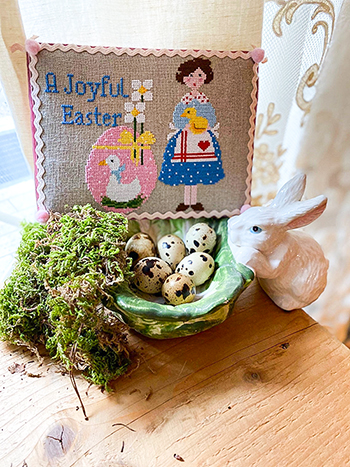 Lilli Violette - A Joyful Easter MAIN
