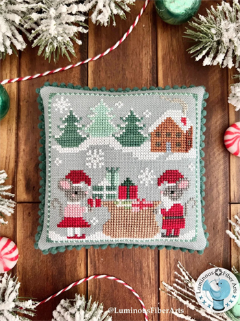 Luminous Fiber Arts - Mousecapades 5: Filling Santa's Bag MAIN