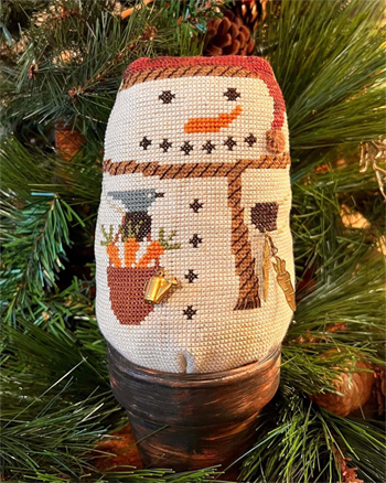 Homespun Elegance - Country Spirits Collection - Sowing Carrots Snowman MAIN