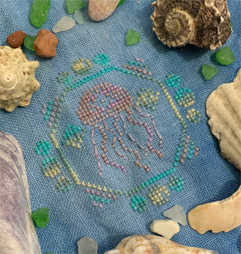 Darling & Whimsy Designs - Quirky Quaker Jellyfish MAIN