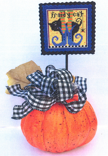 Val's Stuff - Fraidy Cat - October Pumpkin Poke Kit MAIN