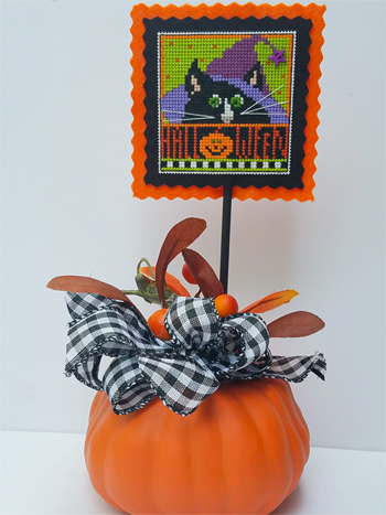 Val's Stuff - Halloween Pumpkin Poke Kit MAIN