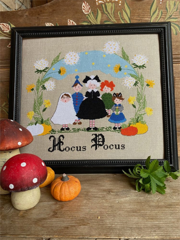 Lilli Violette - Hocus Pocus MAIN