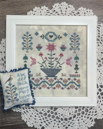 From The Heart - Elizabeth's Winter Basker MAIN