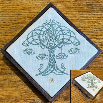 Keslyn's - Celtic Tree & Charm MAIN