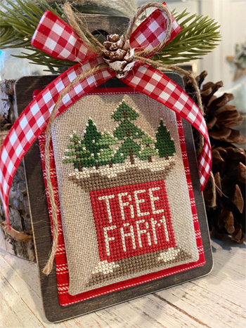 Crafty Bluebonnet Designs - Christmas Spool Series - Tree Farm Spool MAIN
