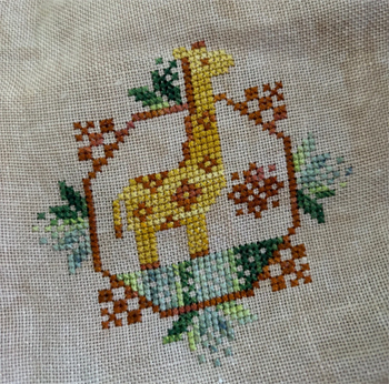 Darling & Whimsy Designs - Quirky Quaker Giraffe MAIN