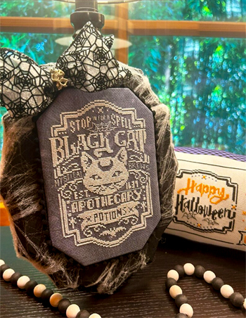 Anabella's - Black Cat Apothecary MAIN