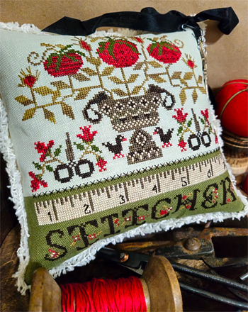 Quaint Rose Needlearts - Stitcher Urn MAIN