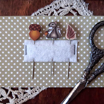 Puntini Puntini Counting Pins - Happy Squirrel MAIN