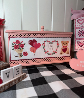 Anabella's - Stitch Row Valentine's MAIN