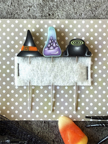 Puntini Puntini Counting Pins - Witchy MAIN