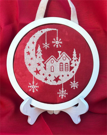 Keslyn's - Moon Village MAIN