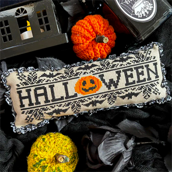Yasmin's Made With Love - Halloween Pillow MAIN