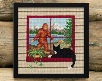 Lola Crow - What The Cat Saw: Bigfoot MAIN