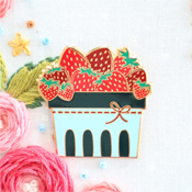Flamingo Toes Needle Minder - Strawberry Basket THUMBNAIL