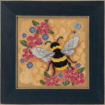 Buttons & Beads 2022 Spring Series - Honey Bee MAIN