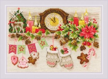 Riolis Cross Stitch Kit - Christmas Shelf MAIN