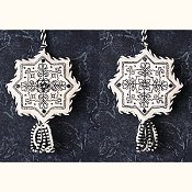 The Sweetheart Tree - Teenie Tweenie 196 Blackwork Fob THUMBNAIL