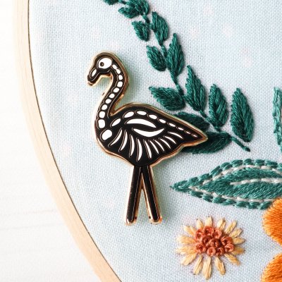 Flamingo Toes Needle Minder - Shadow The Skeleton Flamingo MAIN